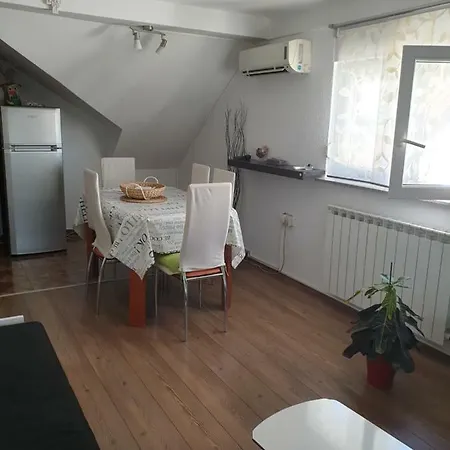 Apartment And Ivan *